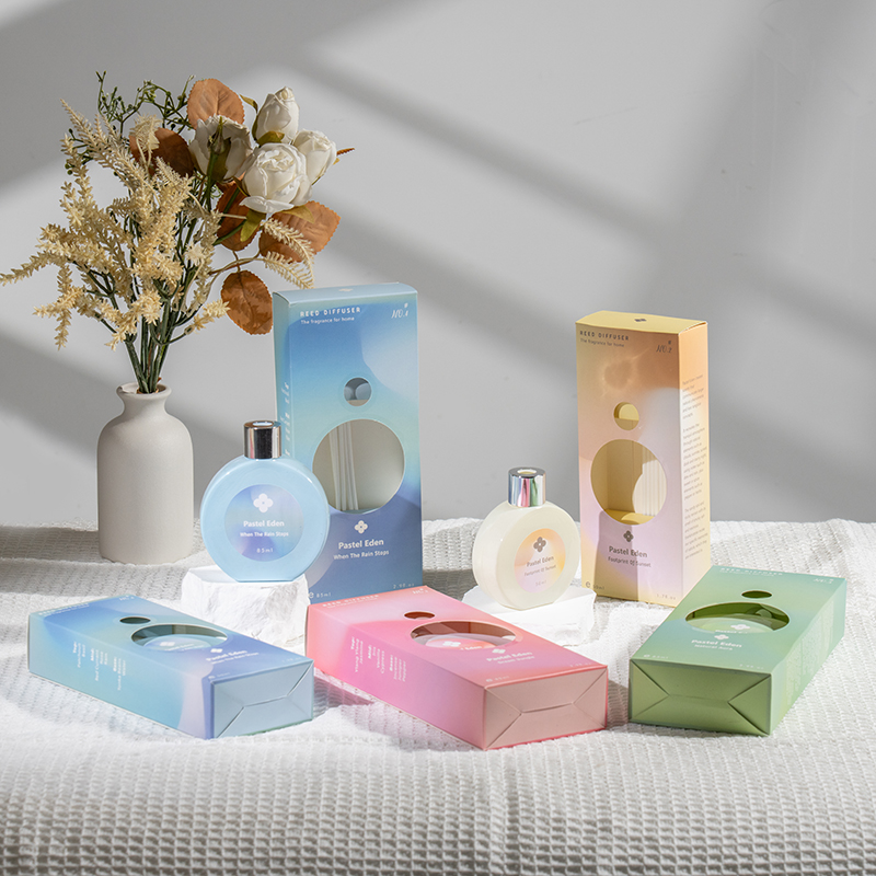 Klassisk parfymflaska hemdoft-hemdoft