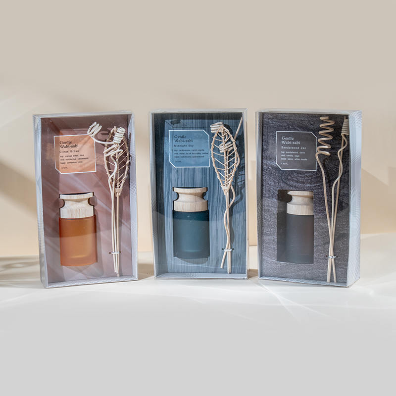 Hög cylindrisk glasflaska premium vass diffusor med trä stick-aroma diffusor säljare