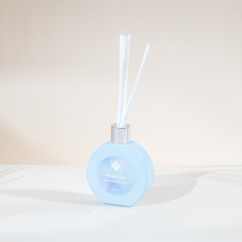 Klassisk parfymflaska hemdoft-hemdoft