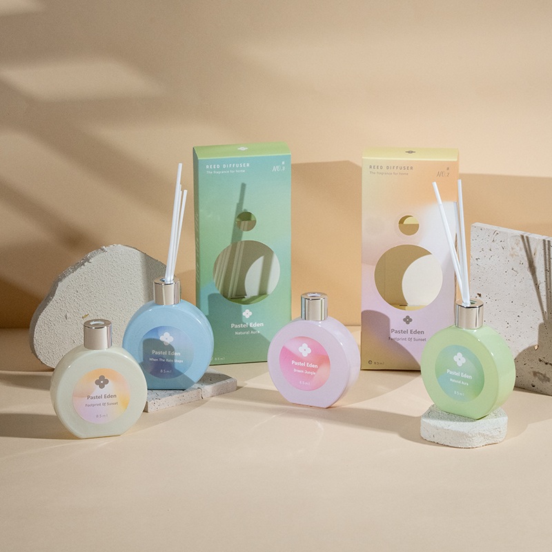 Klassisk parfymflaska hemdoft-hemdoft