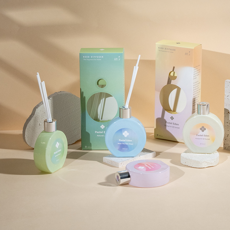 Klassisk parfymflaska hemdoft-hemdoft