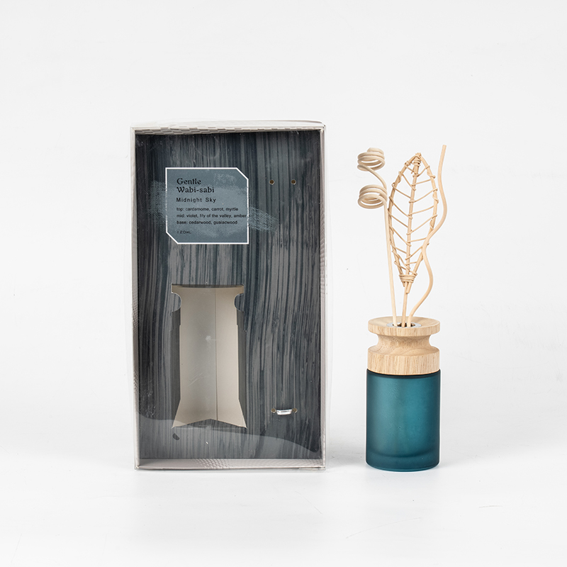 Hög cylindrisk glasflaska premium vass diffusor med trä stick-aroma diffusor säljare