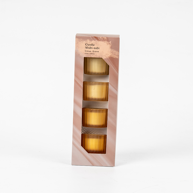 Set med 4 vertikala randiga små ljuskoppar av dvärgglas