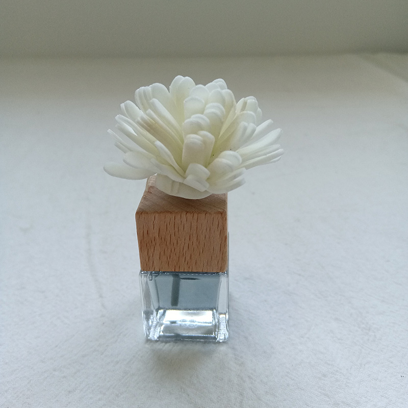 Fyrkantig bilhängande luftfräschare/bildoft/billuftfräschare/ bilparfym/bilventilklämma Stark luftfräschare